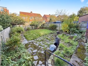 Photo 8- click for photo gallery